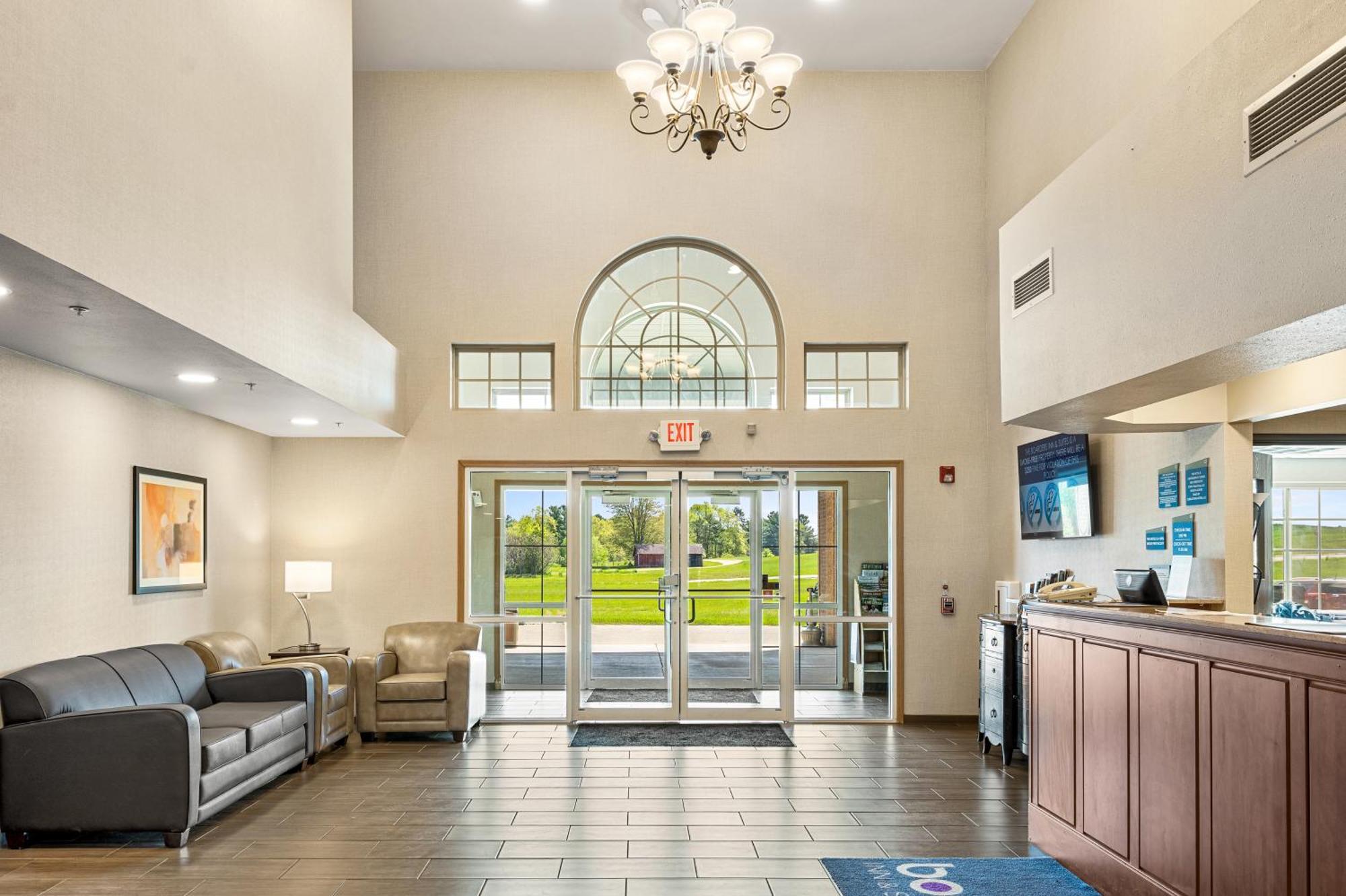 Boarders Inn & Suites By Cobblestone Hotels - Shawano Eksteriør billede