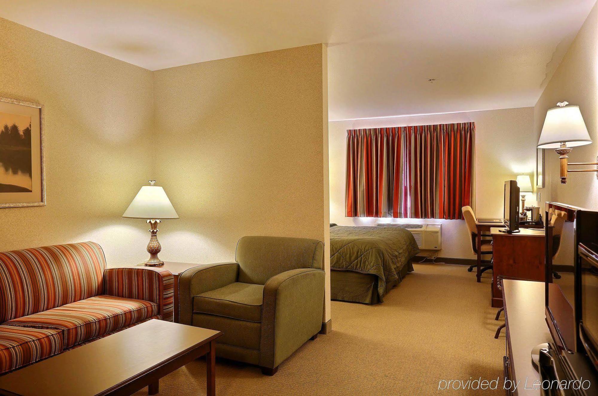 Boarders Inn & Suites By Cobblestone Hotels - Shawano Eksteriør billede